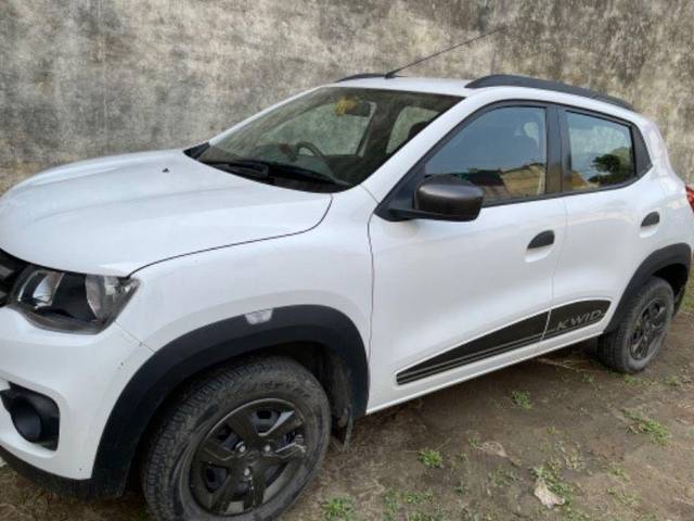 https://images10.gaadi.com/usedcar_image/3678233/original/processed_1674823f-f724-449c-b21a-480bcd70bf7e.jpeg?imwidth=6400