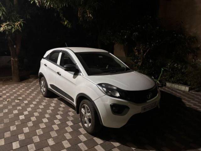 https://images10.gaadi.com/usedcar_image/3678280/original/processed_38b1fe5c-7243-44b8-bf37-fc3d03cdbc33.jpeg?imwidth=6401