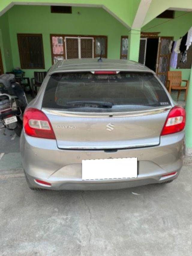 https://images10.gaadi.com/usedcar_image/3678543/original/processed_d6c510a9-5043-4216-8a68-9a76b12cd2ce.jpeg?imwidth=6402