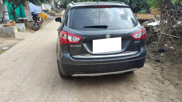 https://images10.gaadi.com/usedcar_image/3678608/original/processed_ae469623-8a0f-4340-a790-ee6be7d006b1.jpeg?imwidth=6401