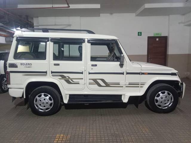 https://images10.gaadi.com/usedcar_image/3678933/original/processed_img2917608__usedcar_img_20231119_wa0024_27821700388269_1700388318.jpg?imwidth=6401