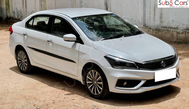 https://images10.gaadi.com/usedcar_image/3678951/original/processed_img2917615__usedcar_6_70641700389217_1700389226.jpeg?imwidth=6400