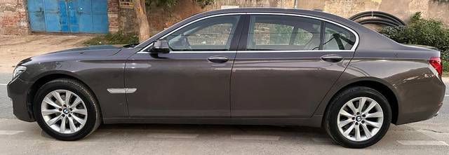 https://images10.gaadi.com/usedcar_image/3679101/original/processed_img2917668__used_car_2917668_1700397380.jpg?imwidth=6402