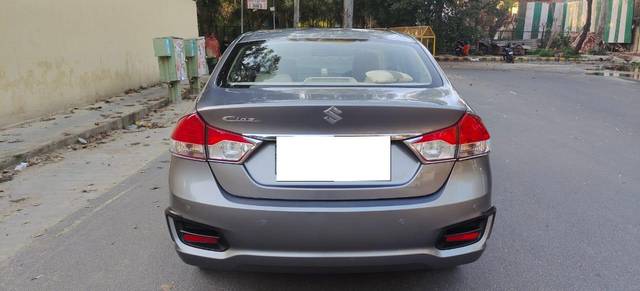 https://images10.gaadi.com/usedcar_image/3679120/original/processed_img2917674__usedcar_whatsappimage2023_02_12at53645pm_9661700398183_1700398205.jpeg?imwidth=6402