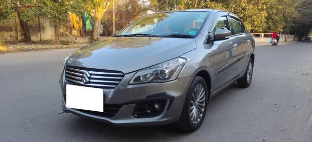 https://images10.gaadi.com/usedcar_image/3679120/original/processed_img2917674__usedcar_whatsappimage2023_02_12at53655pm_9661700398183_1700398206.jpeg?imwidth=6400