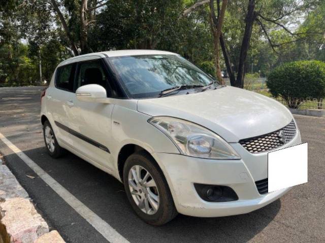 https://images10.gaadi.com/usedcar_image/3679146/original/processed_3bf64ea0-4231-46e2-ba2a-f3f382961031.jpeg?imwidth=6400