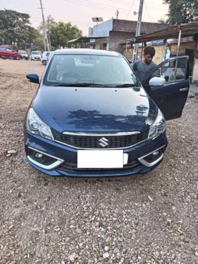https://images10.gaadi.com/usedcar_image/3679290/original/processed_f972b347-ff33-484e-afaa-6cdc97bca8fe.jpg?imwidth=6400