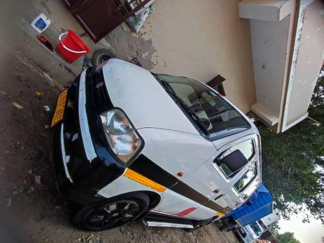 https://images10.gaadi.com/usedcar_image/3679392/original/processed_161cc653-21f5-4cf2-840b-ce934c150895.jpg?imwidth=6402