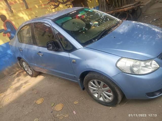 https://images10.gaadi.com/usedcar_image/3679393/original/processed_ca98cf11-2aa7-4fb8-8cfc-2bd662a70b63.jpg?imwidth=6400