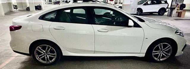 https://images10.gaadi.com/usedcar_image/3679406/original/processed_72a6eebf-7c5b-487b-b72a-a50cc031c826.jpg?imwidth=6401