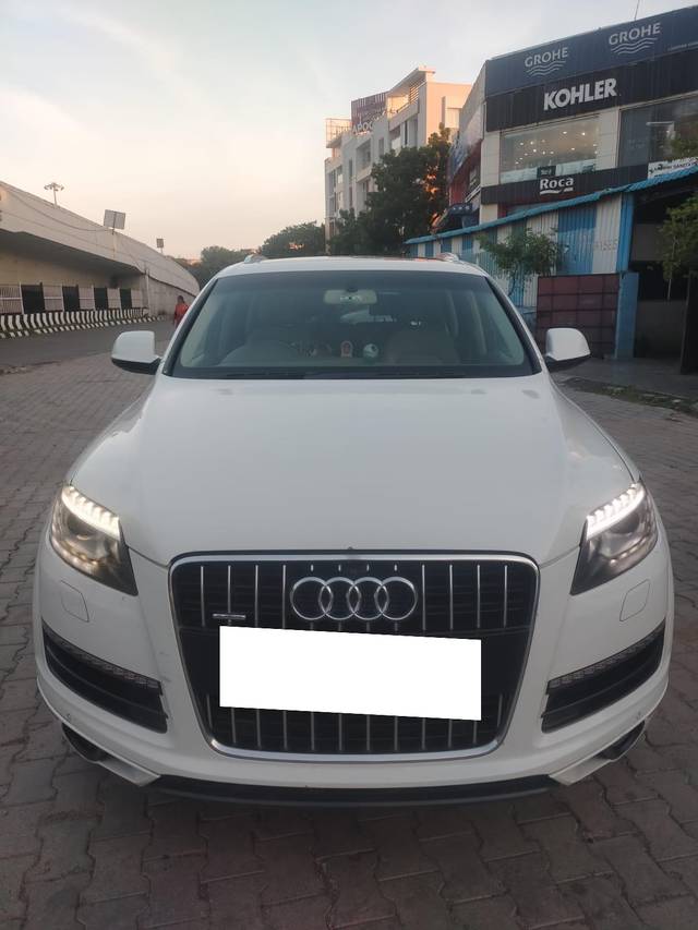 https://images10.gaadi.com/usedcar_image/3679503/original/processed_img2917718__used_car_2917718_1700451370.jpg?imwidth=6402