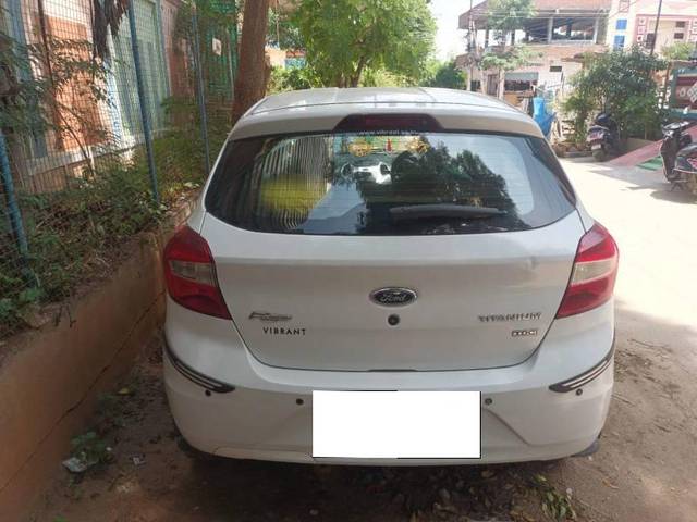 https://images10.gaadi.com/usedcar_image/3679509/original/processed_67534942-8851-44c0-b68c-2b591fe0ebe6.jpg?imwidth=6402