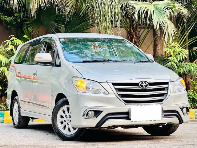 https://images10.gaadi.com/usedcar_image/3679605/original/processed_img2917741__used_car_2917741_1700459180.jpg?imwidth=6400