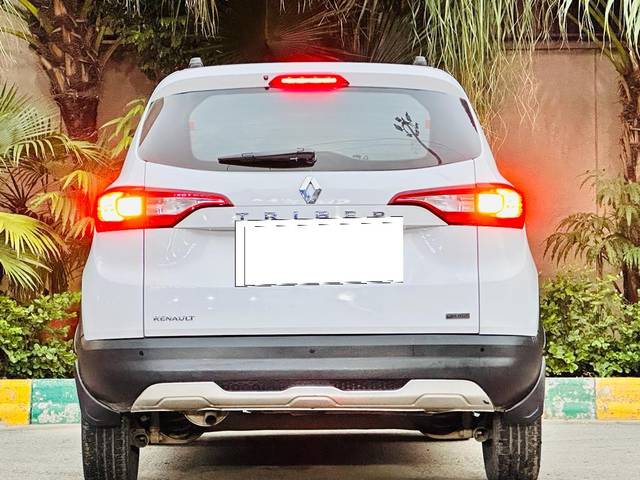https://images10.gaadi.com/usedcar_image/3679641/original/processed_img2917760__used_car_2917760_1700460423.jpg?imwidth=6401