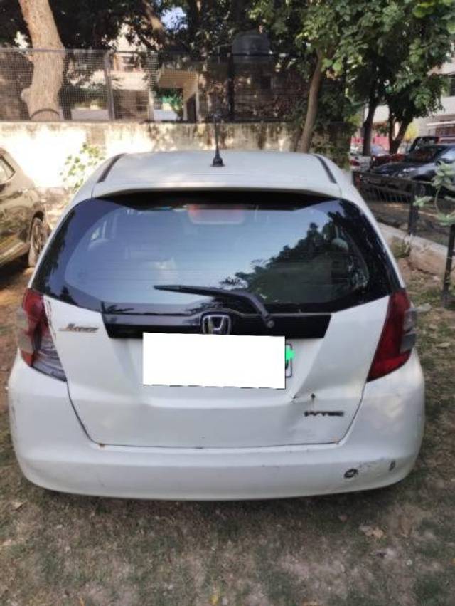 https://images10.gaadi.com/usedcar_image/3679712/original/processed_63e4b433-9ca6-4d56-906e-c5b1abc8dab6.jpg?imwidth=6402