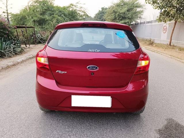 https://images10.gaadi.com/usedcar_image/3679723/original/processed_img2917794__used_car_2917794_1700464341.jpg?imwidth=6402