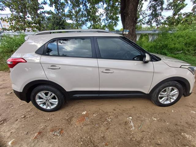 https://images10.gaadi.com/usedcar_image/3679793/original/img2917830__usedcar_4_5701700466870_1700466881.jpeg?imwidth=6401
