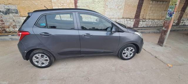 https://images10.gaadi.com/usedcar_image/3679842/original/processed_4a365082-4576-4018-bde7-90dc9a51ae57.jpg?imwidth=6401