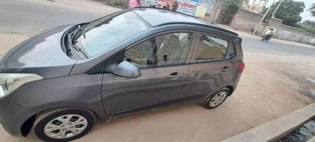 https://images10.gaadi.com/usedcar_image/3679842/original/processed_fb8f5edc-adde-455f-bcfd-21c5f211a664.jpg?imwidth=6400