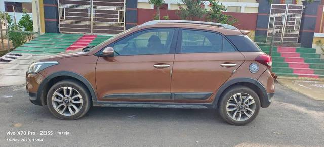 https://images10.gaadi.com/usedcar_image/3679864/original/processed_9f9fc443-6ab6-45ae-93bf-d69d7be85b5f.jpg?imwidth=6400