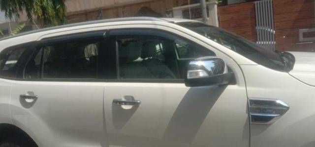 https://images10.gaadi.com/usedcar_image/3680011/original/processed_0f5245a4-0079-450f-b966-b9d4f08b1d12.jpeg?imwidth=6402