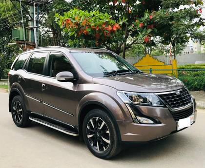 Mahindra XUV500 W11 Option AT BSIV Mahindra XUV500 W11 Option AT BSIV