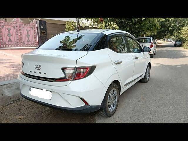 https://images10.gaadi.com/usedcar_image/3680038/original/processed_53fe298a-480c-4e9b-9b04-b4a156baa603.jpg?imwidth=6401