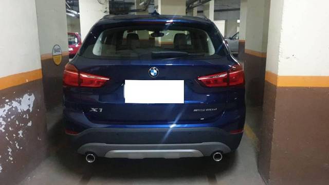 https://images10.gaadi.com/usedcar_image/3680040/original/processed_bc3506a2-c15d-4a09-97e4-9720d8bb4b83.jpg?imwidth=6401