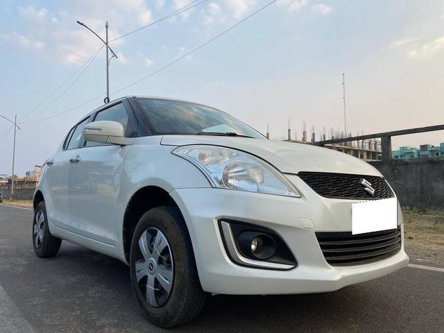 https://images10.gaadi.com/usedcar_image/3680122/original/processed_img2917984__used_car_2917984_1700480844.jpg?imwidth=6400