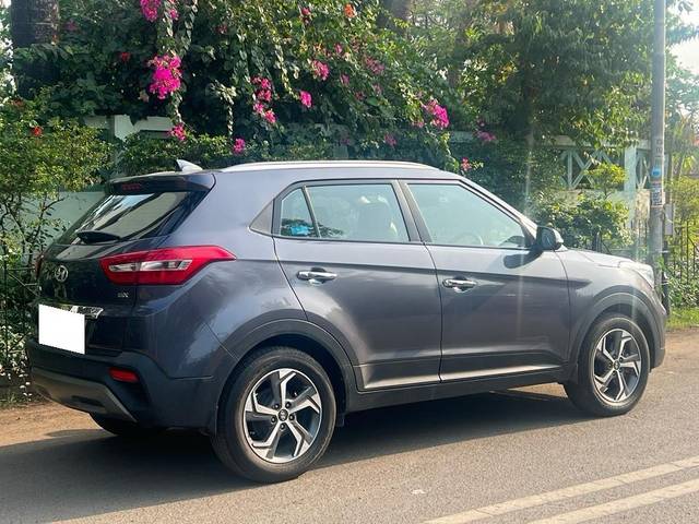 https://images10.gaadi.com/usedcar_image/3680246/original/processed_img2918066__used_car_2918066_1706687610.jpg?imwidth=6401