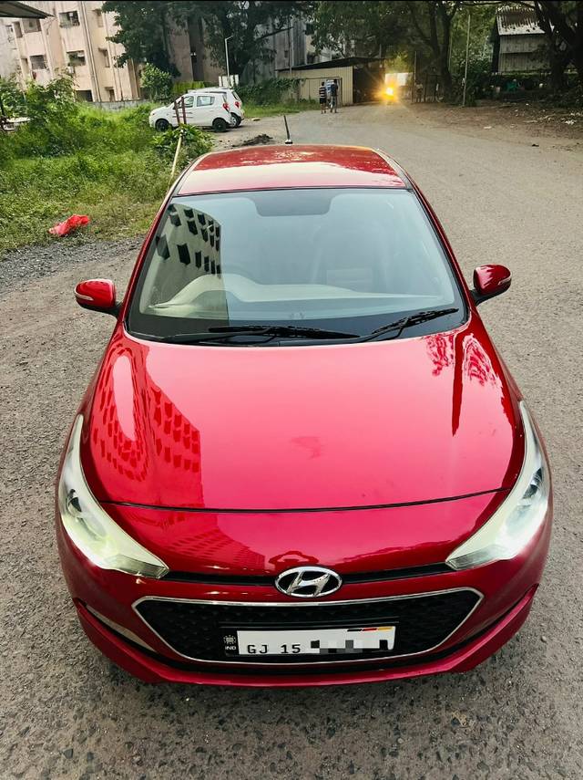 https://images10.gaadi.com/usedcar_image/3680295/original/590829__cover_image-20231025205110.jpg?imwidth=6400