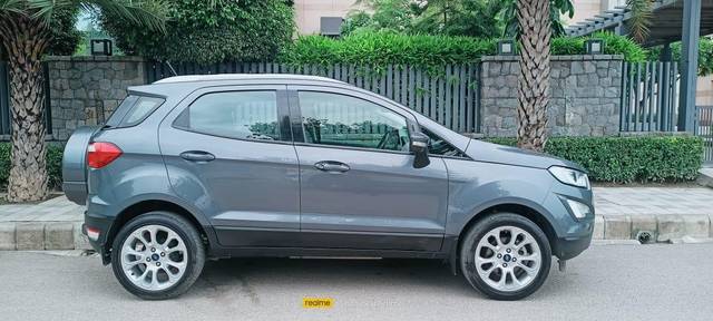 https://images10.gaadi.com/usedcar_image/3680403/original/processed_img2918172__used_car_2918172_1700488394.jpg?imwidth=6401