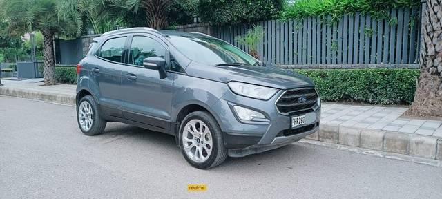 https://images10.gaadi.com/usedcar_image/3680403/original/processed_img2918172__used_car_2918172_1700488396.jpg?imwidth=6400