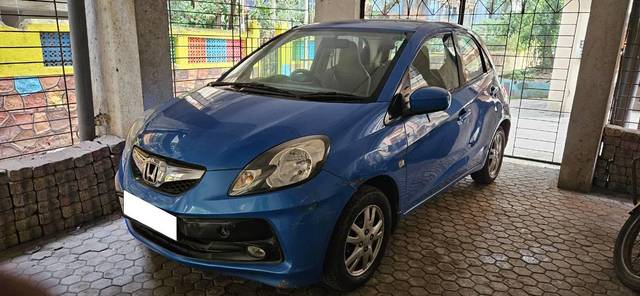 https://images10.gaadi.com/usedcar_image/3680611/original/processed_93d9c41f-f6fd-42ef-bb00-031a5454778d.jpg?imwidth=6402