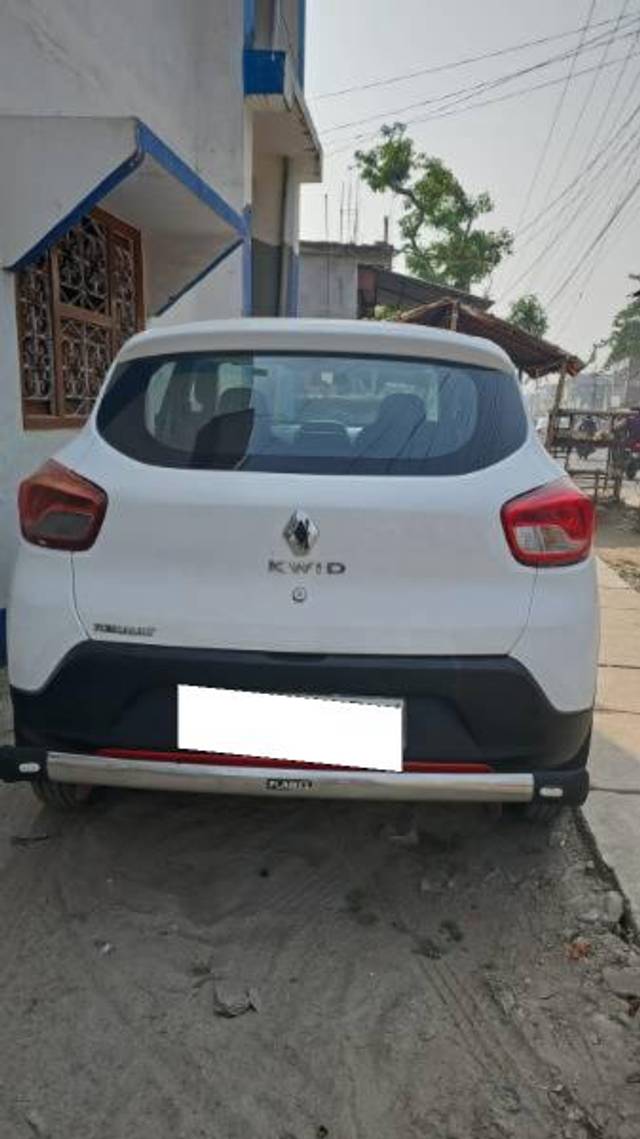 https://images10.gaadi.com/usedcar_image/3680627/original/processed_b16c53eb-b3af-43bb-951c-9358b14c2f13.jpg?imwidth=6402