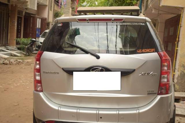 https://images10.gaadi.com/usedcar_image/3680641/original/processed_dc5c6de6-734b-48ee-b25f-fcb3ed7ff53f.JPG?imwidth=6402