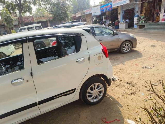 https://images10.gaadi.com/usedcar_image/3680646/original/processed_9be1eab8-ca50-4503-9d34-81483f555514.jpg?imwidth=6402