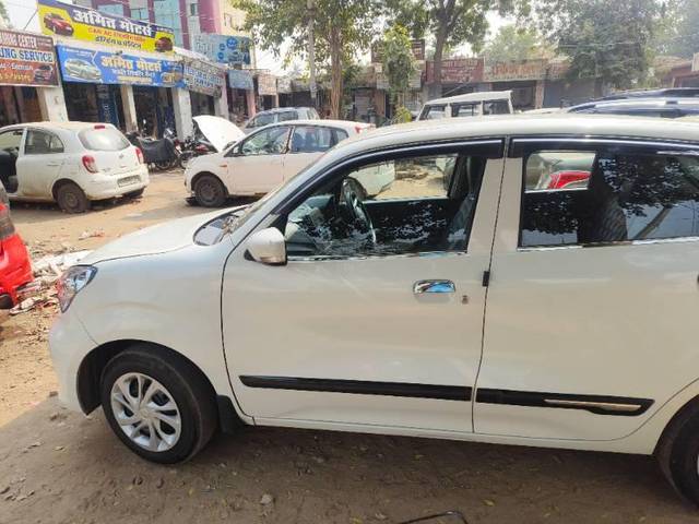 https://images10.gaadi.com/usedcar_image/3680646/original/processed_e570fb18-21c0-44e4-8d75-ac888d158579.jpg?imwidth=6401