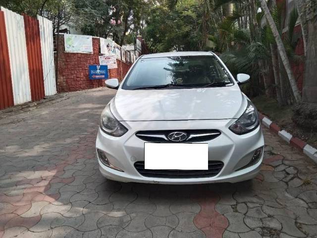 https://images10.gaadi.com/usedcar_image/3680670/original/processed_470e8b83-99be-4d6f-9011-94aeac50525e.jpg?imwidth=6400