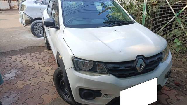 https://images10.gaadi.com/usedcar_image/3680681/original/processed_28c5e8a4-b6fb-4722-a18d-707127d330c7.jpg?imwidth=6401