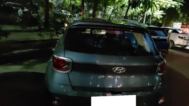 https://images10.gaadi.com/usedcar_image/3680705/original/processed_bf8a2d9b-5c7b-4802-8e23-2fb5fd69a658.jpeg?imwidth=6400