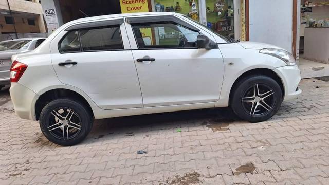 https://images10.gaadi.com/usedcar_image/3680839/original/processed_a3b9db72-fc08-4010-8f55-48a0cc672aaf.jpg?imwidth=6401