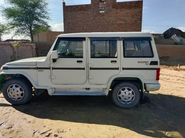 https://images10.gaadi.com/usedcar_image/3680890/original/processed_65c28668-390a-4e9f-8f4c-753e776f61e9.jpg?imwidth=6402