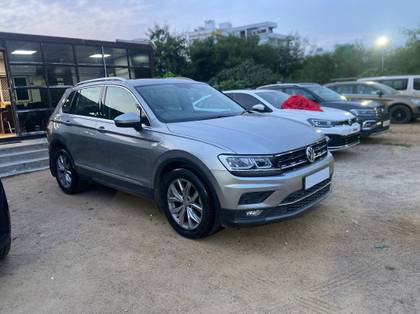 Volkswagen Tiguan 2.0 TDI Highline Volkswagen Tiguan 2.0 TDI Highline