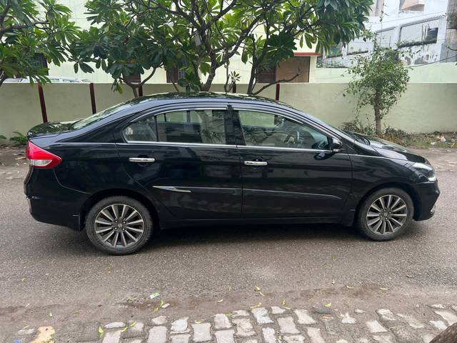 https://images10.gaadi.com/usedcar_image/3681071/original/img2918349__used_car_2918349_1700549048.jpg?imwidth=6401