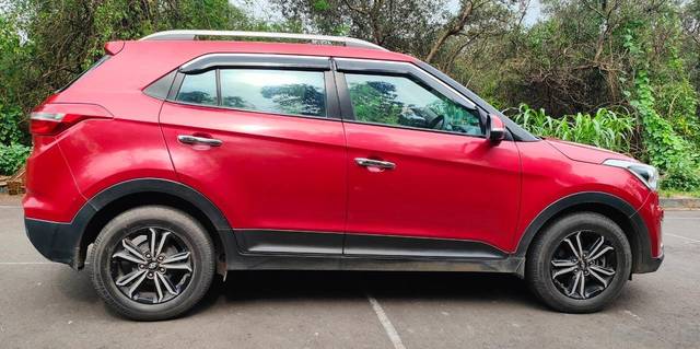 https://images10.gaadi.com/usedcar_image/3681088/original/processed_img2918358__used_car_2918358_1700549747.jpg?imwidth=6401