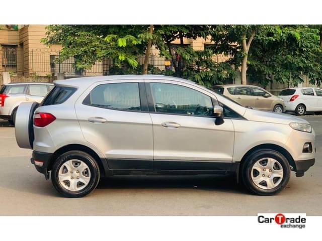 https://images10.gaadi.com/usedcar_image/3681113/original/processed_img2918369__used_car_2918369_1700550429.jpg?imwidth=6401