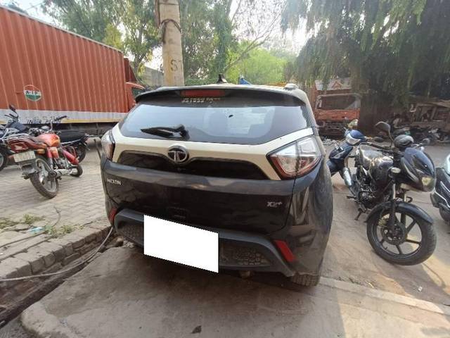 https://images10.gaadi.com/usedcar_image/3681127/original/processed_399a57a8-3ca5-40a8-b288-ac034848bbbe.jpg?imwidth=6401