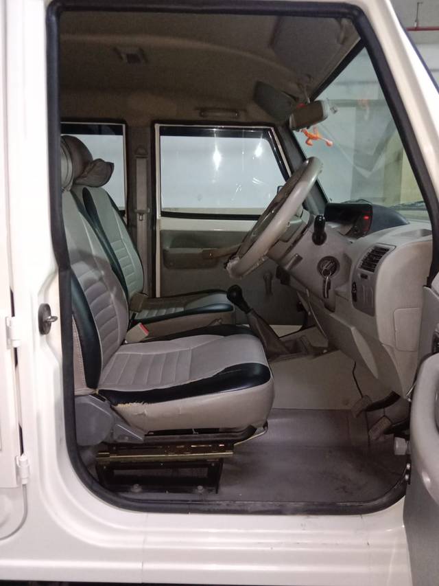 https://images10.gaadi.com/usedcar_image/3681168/original/img2918398__used_car_2918398_1700552431.jpg?imwidth=6401