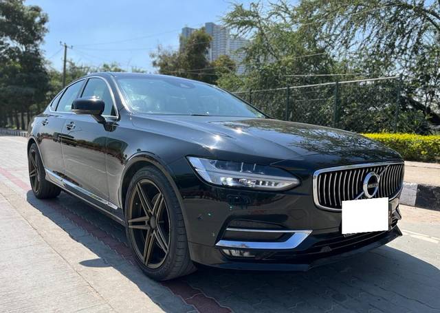 https://images10.gaadi.com/usedcar_image/3681229/original/processed_img2918425__used_car_2918425_1700555359.jpg?imwidth=6400